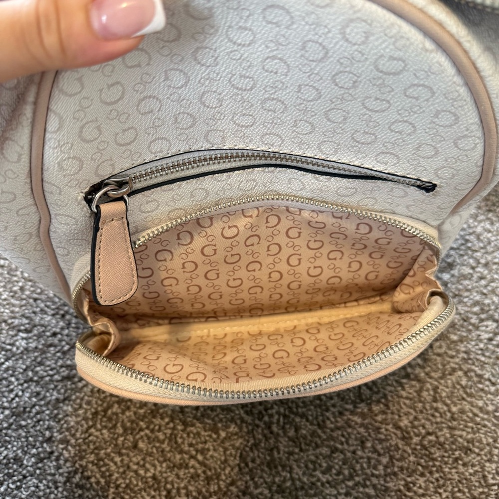 Guess Backpack - Picture 9 of 15